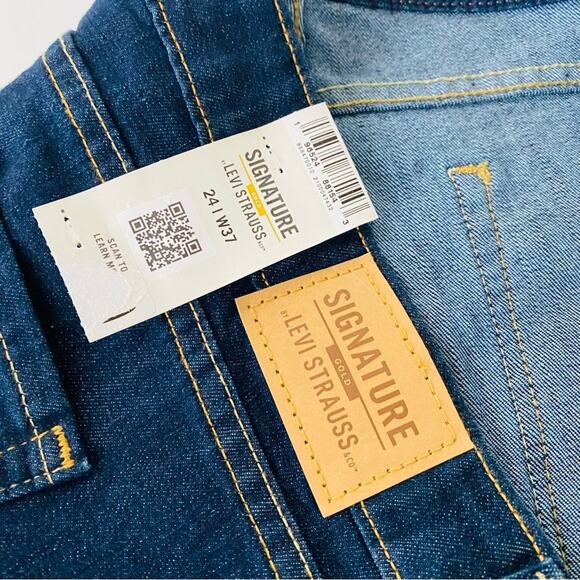 Signature by Levi Strauss | Mid-Rise 5” Shorts Dark Wash MWT 24 W37 - Picture 3 of 6